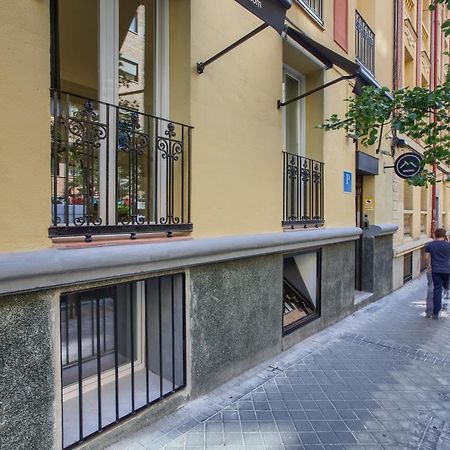 The Match Madrid Hotel Exterior photo
